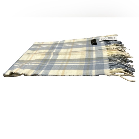 D&Y Scarf - Picture 4 of 4